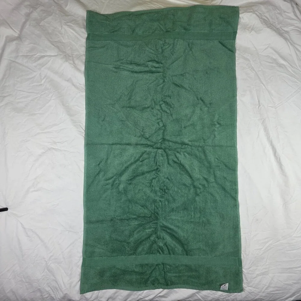 Vintage Grand Patrician Bath Towel Green Egyptian Cotton Made In USA Summer Out